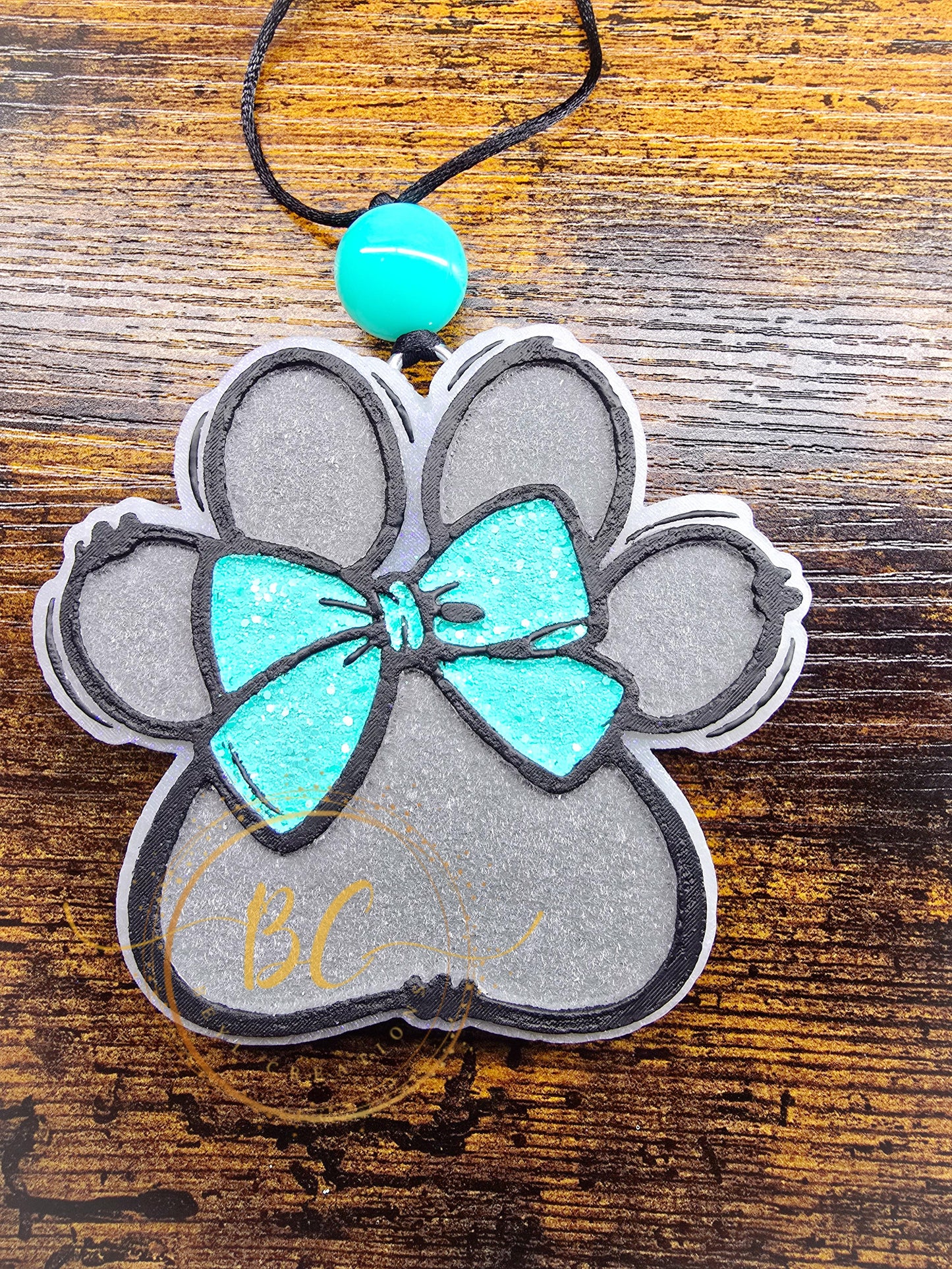 Doodle Paw Print Freshie