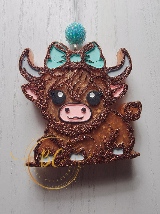 Baby Highland Cow with Bow Freshie