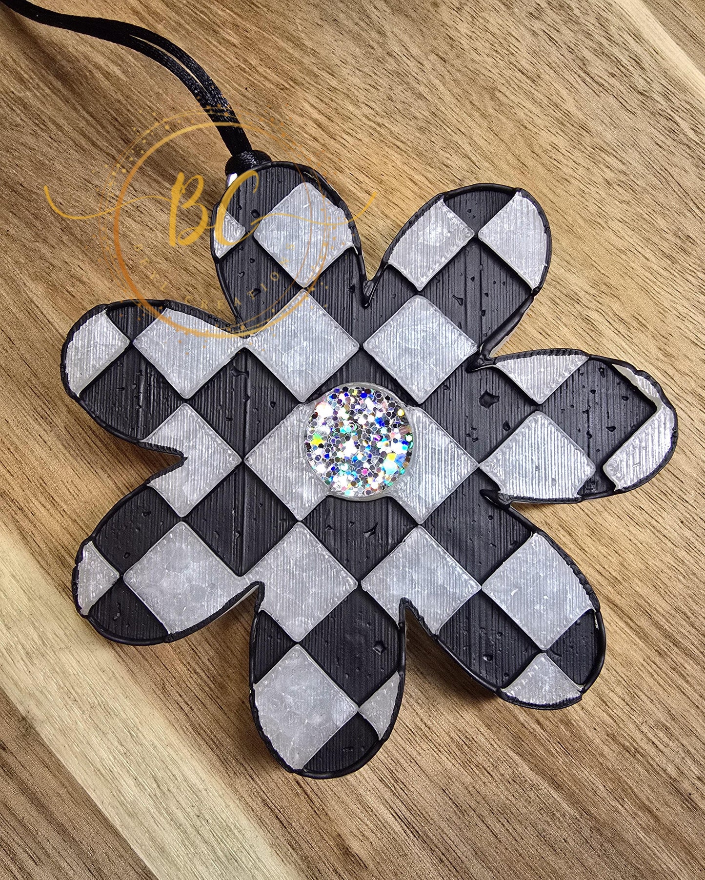 Checkered Daisy Freshie