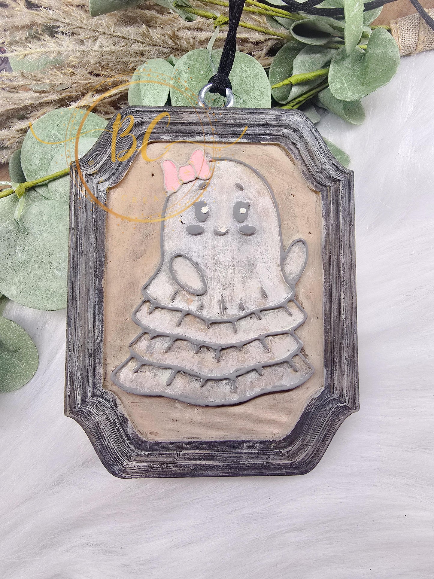 Vintage Framed Ghost Freshie