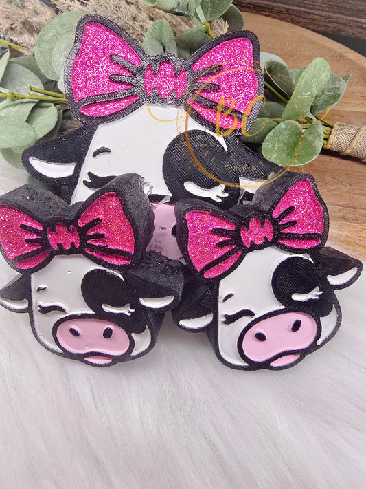 Cow with Bow Freshie and Vent Set