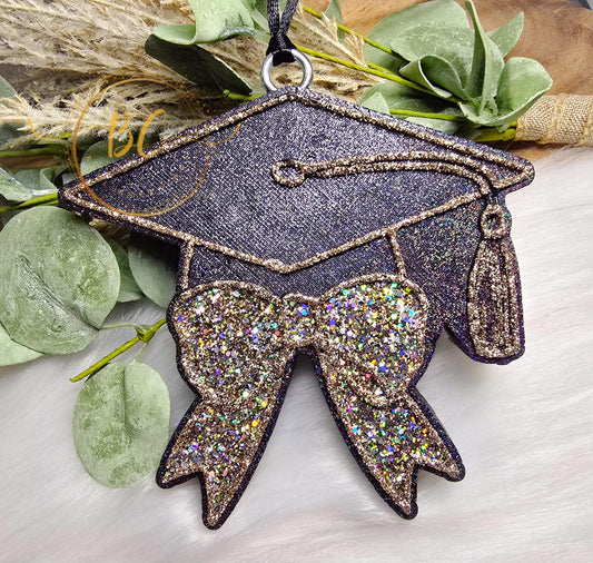 Grad Cap with Bow Freshie